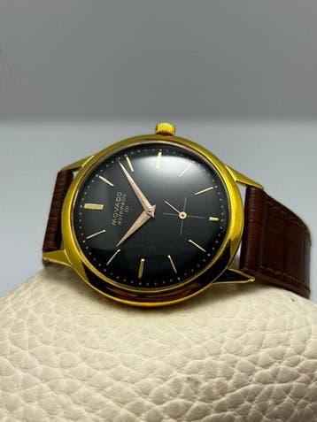 Movado - 331 Bumper Black Dial - Zonder minimumprijs - Heren, Nieuw