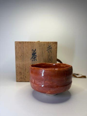Japanse Akaraku Chawan – met de hand gevormde rode