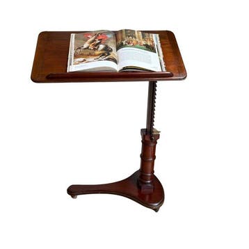In the style of John Carter London - Bibliotheektafel -