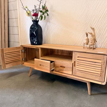 TV meubel teak - 150 cm - teak - louvredeuren - TTM Wonen, Huis en Inrichting, 150 tot 200 cm, Teakhout, Nieuw, Ophalen of Verzenden