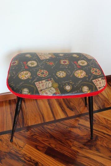 Kruk - met vintage ecopelle bekleding van Fornasetti -