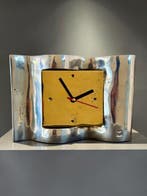 Wandklok - David Marshall Brutalist Messing, Aluminium -, Antiek en Kunst