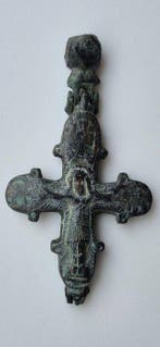 Byzantijns Brons, Kruis Hanger