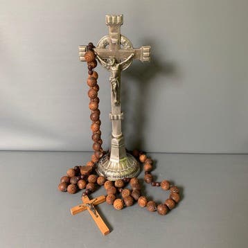 Art Deco Rozenkrans (2) - en Crucifix J.M.P.C. - Metaal en