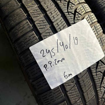 2 x Pirelli PZero 245-40-19 Winterbanden 6mm, 19 inch, Band(en), Personenwagen, Gebruikt