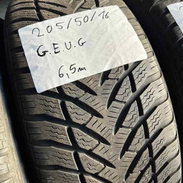 2 x Goodyear Eagle UltraGrip 205-50-16 Winterbanden 6,5mm, Auto-onderdelen, Banden en Velgen, Gebruikt, 16 inch, Band(en), Personenwagen