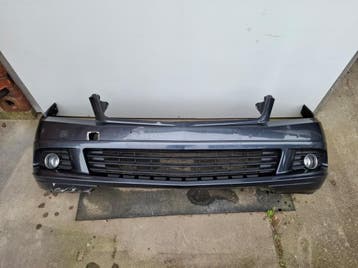 Voorbumper C-klasse w204 +PDC en mistlampen, Auto-onderdelen, Ophalen of Verzenden, Gebruikt, Mercedes-Benz