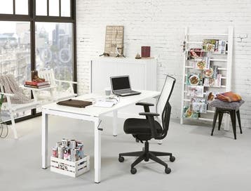 Slinger N-poot bureau, 140 x 80 cm, Overige plaatsen, Ophalen of Verzenden, Nieuw in verpakking, Bureau