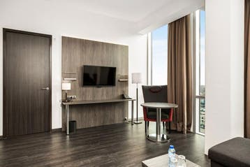 Te huur: Appartement Mandelaplein in Almere, Almere, Flevoland, Appartement