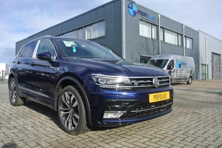 Volkswagen Tiguan ombouw grijs kenteken, Auto-onderdelen, Interieur en Bekleding, Nieuw, Volkswagen