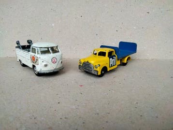Corgi 1:43 - Model vrachtwagen (2) - Volkswagen T1 pick-up;, Nieuw