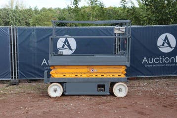 Veiling: Schaarlift Skyjack SJ III-3220 Elektrisch 408kg 8.1, Ophalen