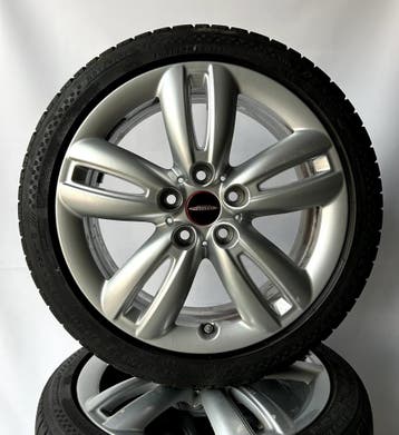 MINI Cooper S F55 F56 F57 17 inch JCW Velgen + Winterbanden, Gebruikt, Banden en Velgen, 17 inch, Personenwagen