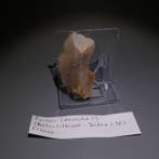 Neolithisch Silex. 6 cm lang. Mes - 5000 v.Chr. Bijl (Zonder