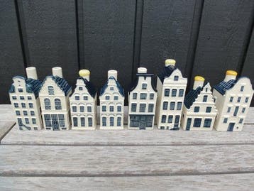 KLM-huisje - Acht lege KLM huisjes