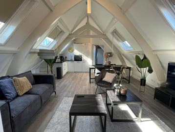Te huur: Appartement Nieuwe Rijn in Leiden, Leiden, Appartement, Zuid-Holland