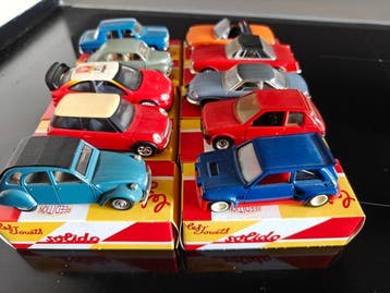 Solido 1:43 - Modelauto (10) - Collectie van verschillende, Nieuw