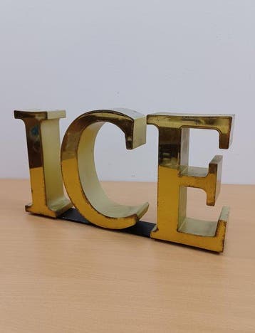 Letters ICE - Reclamebord - Metaal, messing
