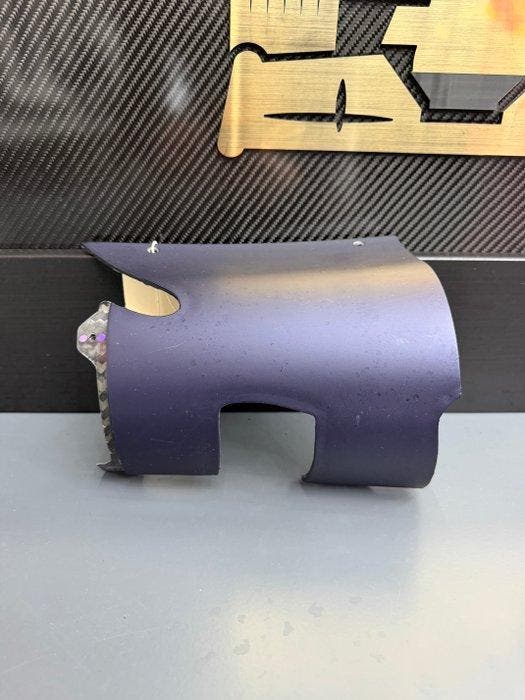 Carbon paneel - red bull - Gearbox Body Panel 2018, Verzamelen, Automerken, Motoren en Formule 1