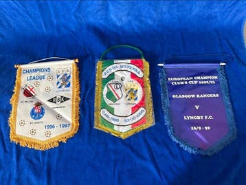 Voetbalmemorabilia - Set van 3x Vintage Europese, Nieuw