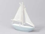 Zeilboot Hout Blauw/Wit Maritiem 14x15 cm, Ophalen of Verzenden, Nieuw