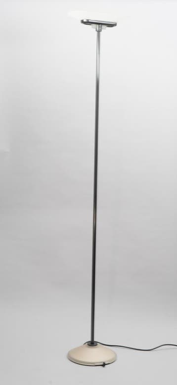 Een Arteluce, staanlamp, Italië, 20e eeuw