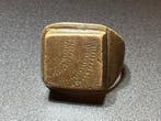 Renaissance Brons Massieve ring met een zig-zaggolvend