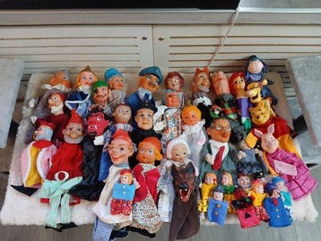 Marionet (37) - elka - Plastic, Textiel - 1980-1990