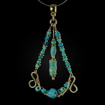 Oud-Romeins Pendant, met Romeinse turkoois glazen kralen