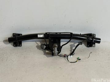 Volvo XC60 II trekhaak 32270813, Ophalen, Gebruikt, Voor