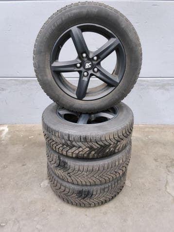 Kia Niro winterset 16 inch Michelin Alpin 6 6,6 mm, Gebruikt, 16 inch, Banden en Velgen, Personenwagen