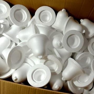 Kerstklok Kerstbel Styropor Piepschuim 9 cm met kleine manco, Ophalen of Verzenden, Nieuw