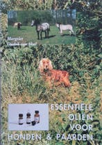 (ZIE9789060306338) ESSENTIELE OLIEN VOOR HONDEN EN PAARDEN, Verzenden, Gelezen, M. Dudok van Heel