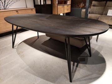 Vik eetkamertafel - ovaal - 220x120 cm **SHOWROOMMODEL**, Nieuw