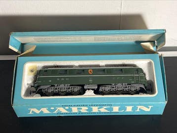 Märklin H0 - 3050 - Stoomlocomotief met tender (1) - Ae 6/6, Nieuw