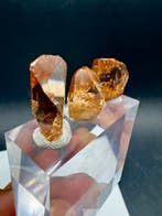 Topaas Kristal - Hoogte: 19 cm - Breedte: 17 cm- 17.6 g -