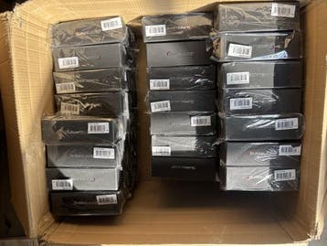 Veiling - 50x Partij vintag Sunblade Zonnebrillen – Mix Mo, Nieuw
