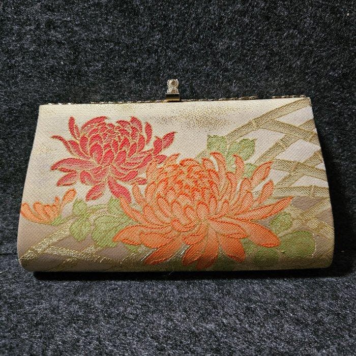 Nishijin Brocade () - Kiku (Chrysanthemum) 2-Way Clutch -, Antiek en Kunst, Antiek | Overige Antiek