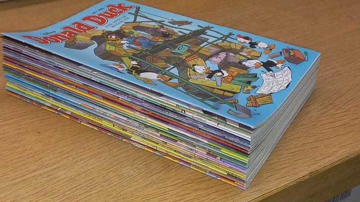 Zeer mooi compleet weekblad Donald Duck 2025  1 t/m 52, Boeken, Stripboeken, Zo goed als nieuw, Complete serie of reeks, Ophalen of Verzenden