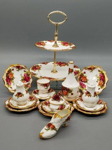 Eetservies - Royal Albert Old Country Roses Porzellan