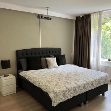 Kamer in Rotterdam gevonden voor €1230,- pm, Huizen en Kamers, Kamers te huur, Minder dan 20 m², Rotterdam