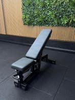 Technogym Pure Strength Adjustable Bench (PG04) Black, Sport en Fitness, Gebruikt