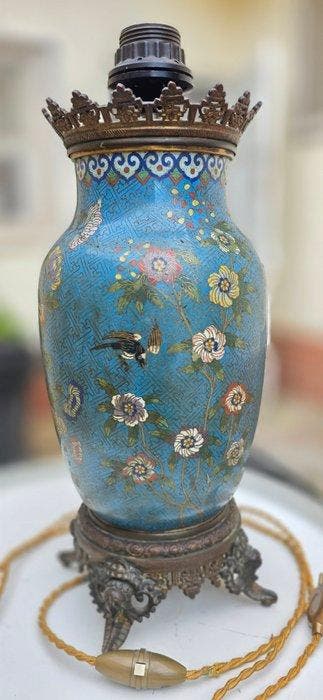 Gemonteerde cloisonné-emaille vaas - Emaille, Brons - China