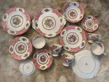 Royal Albert - Theeservies (36) - Porselein - Lady Carlyle