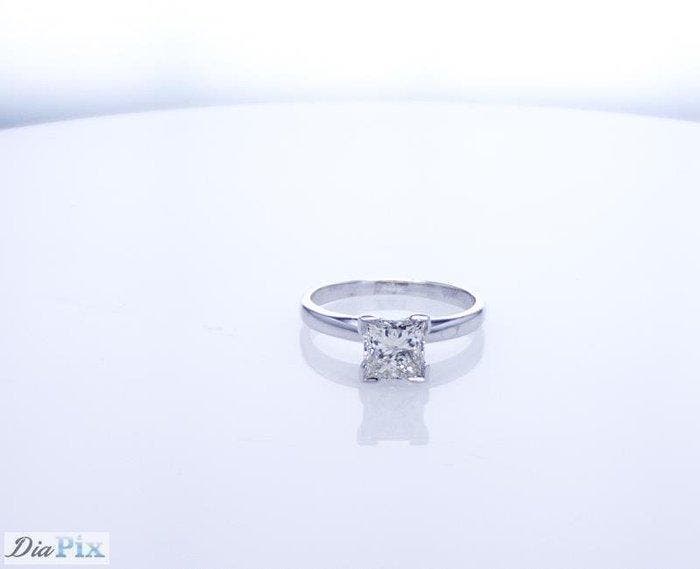Ring - 14 karaat Witgoud - 1.04ct. tw. Diamant (Natuurlijk), Sieraden, Tassen en Uiterlijk, Ringen