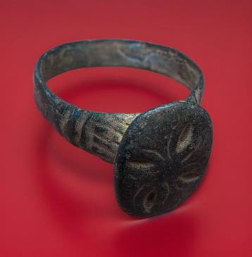 Byzantijns Eeuwenoude ring (Zonder minimumprijs)