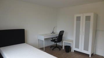 Te huur: Kamer Woenselsestraat in Eindhoven, Huizen en Kamers