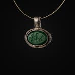 Oud-Romeins Zilver Pendant, Eros die op een zeepaard rijdt –