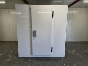 Koelcel 196 x 196 x 220 cm stekker klaar, Nieuw in verpakking, Koelen en Vriezen