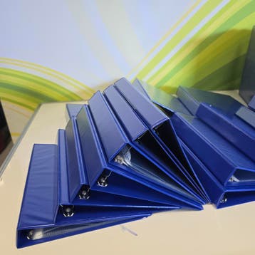 Set van 21 stuks blauwe klappers, Ophalen of Verzenden, Nieuw in verpakking